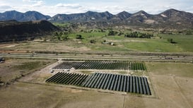 Revolutionizing Sustainable Living: the Benefits of Community Solar Farms