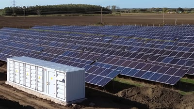 How Solar and Battery Energy Storage Tackle Today’s Energy Availability Challenges
